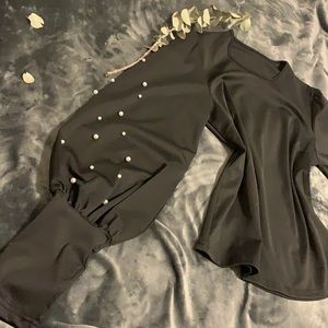 Black long bell sleeve with Pearls